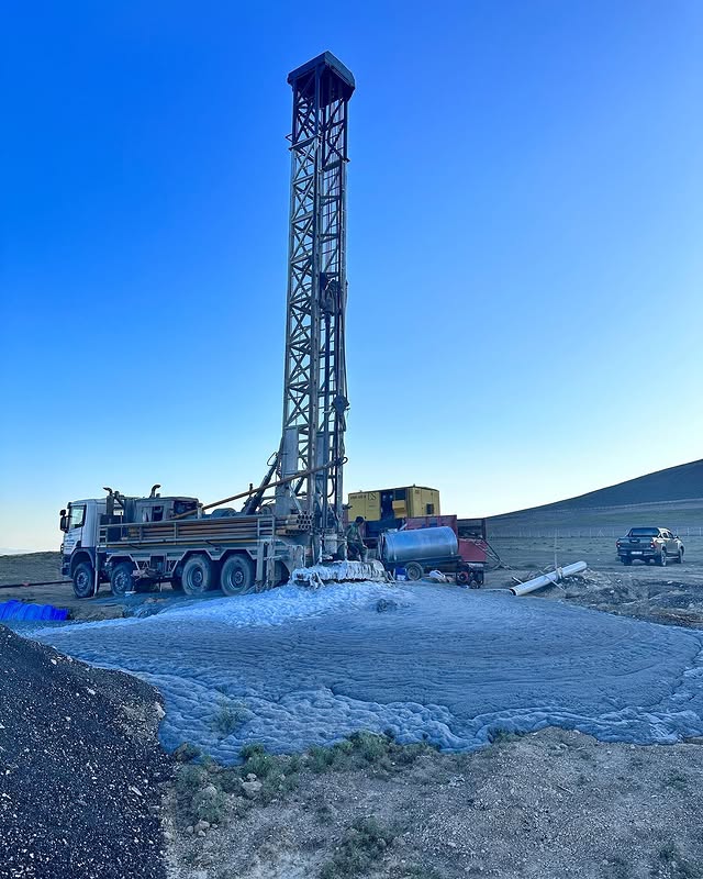 Mersin’de güneş enerjili su pompası sistemi kurulumu ve sulama altyapısı